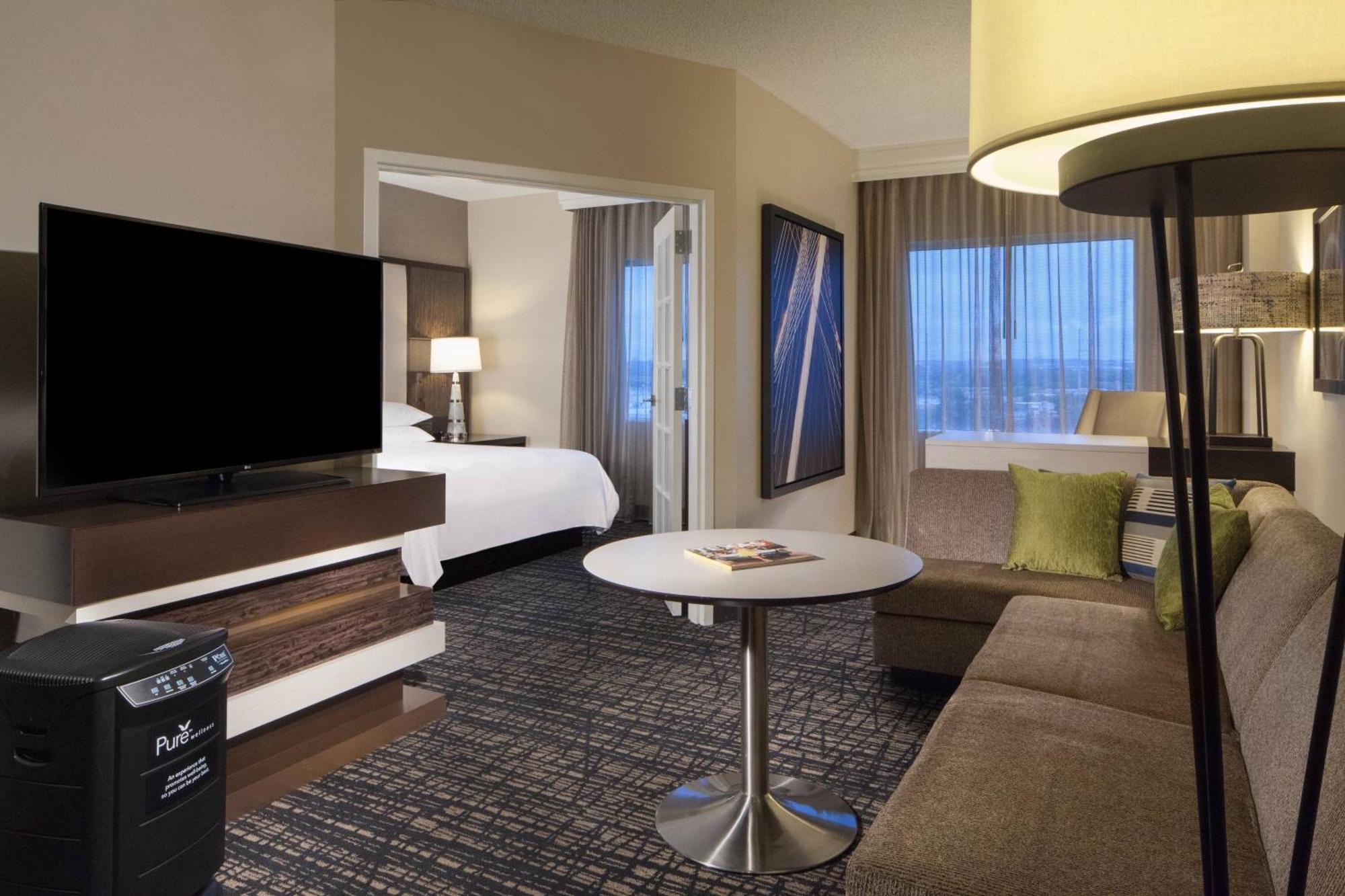 Dallas Marriott Suites Market Center Buitenkant foto
