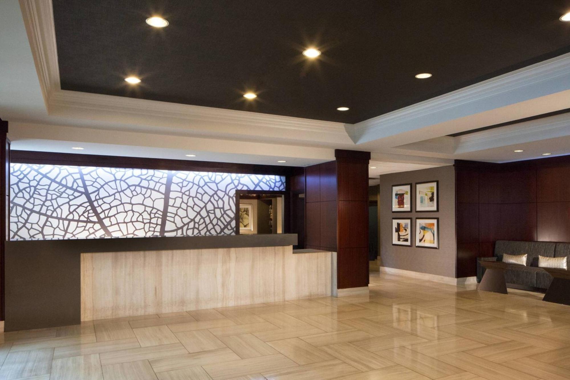 Dallas Marriott Suites Market Center Buitenkant foto